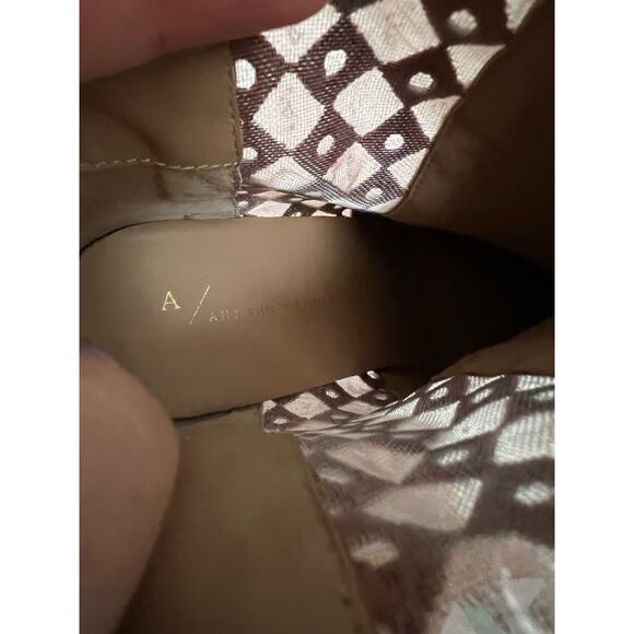 Anthropologie Women's Camel Suede Sheer Back Zip Boots Close Toe Tan Size 9M - Picture 10 of 12